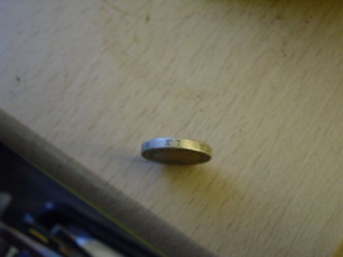 £1-Coin-Et-Tutamen-Error-On-Side