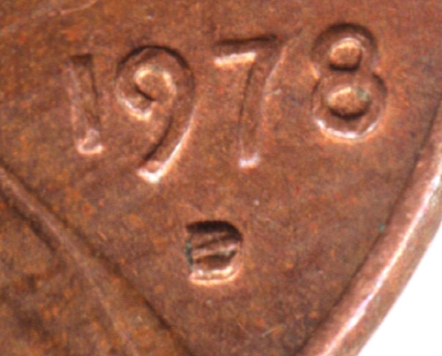 1978-D-Cent-With-Perfect-Die-Chip-Within-The-Mint-Mark