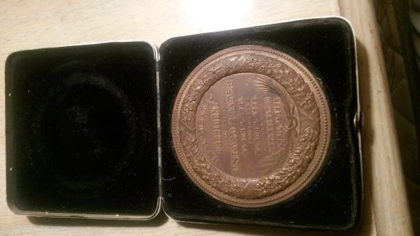Lincoln-Medal-With-Case?