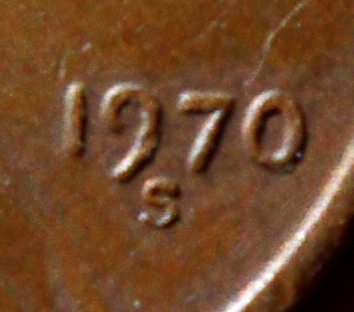 Is-This-1970-S-A-Large-Or-Small-Date