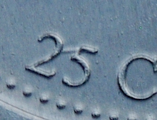 Line-Between-2-And-5-On-2000-Quarter
