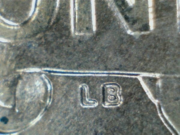 More-Notching-On-Initials-2011