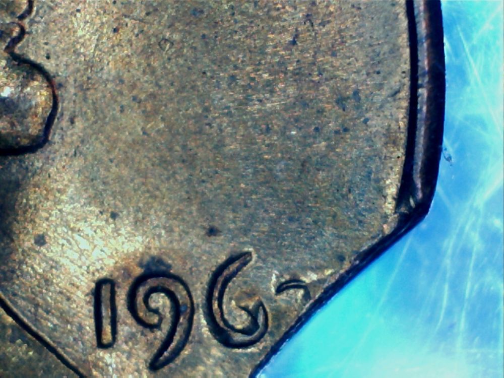 196?--Clipped-Planchet