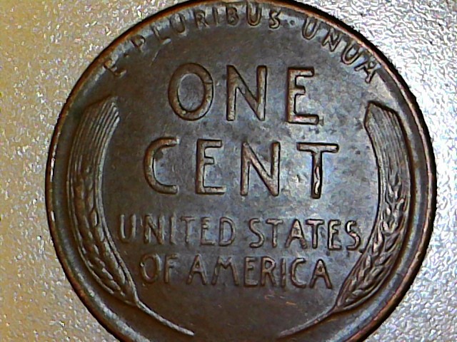 1952-Wheat-Penny-Die-Break.?-Opinions-Needed