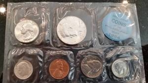 1964-Mint-Set-With-Two-Dimes?