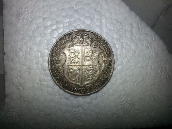 New-Here!-1923-Half-Crown