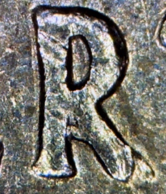 2004-D-Wisconsin-Quarter-Doubling-Errors?-An-R-With-Possible-A-On-It?