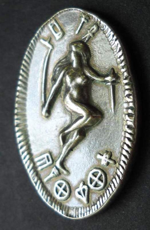 Dejah-Thoris-Nude,-Silver-10-Pi-Coin,-Sword-And-Dagger
