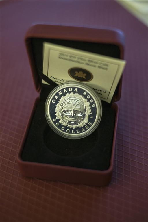 2013-$25-Pure-Silver-Coin---Grandmother-Moon-Mask