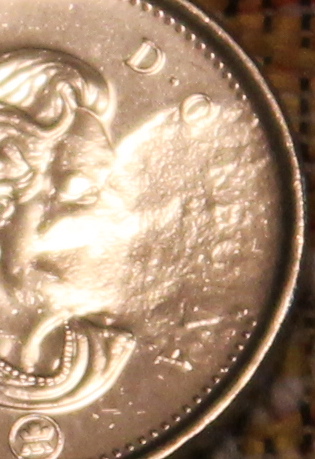 2010-5-Cents---Melting-/-Exploding-Queen