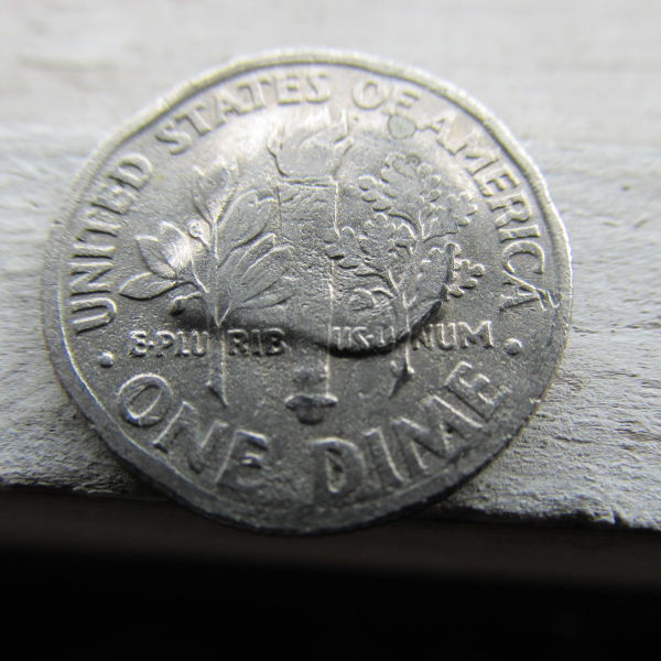 2000-P-Dime,-Coin-Error-Maybe?-Please,-L@@k.-Thank-You!-:
