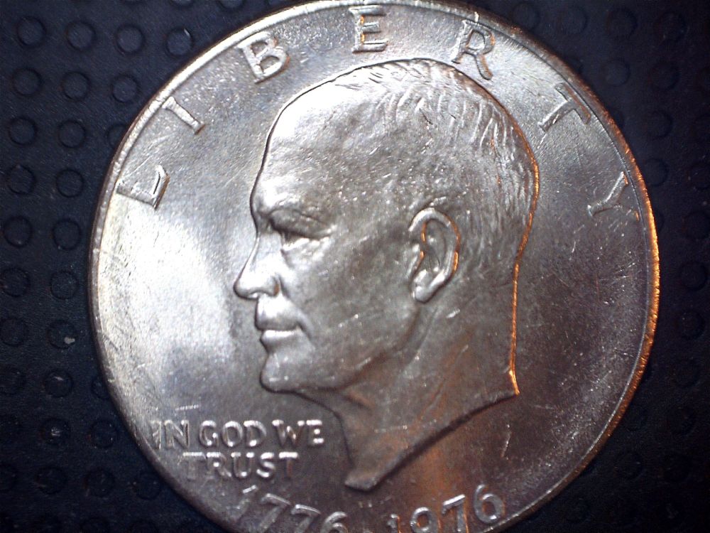 1976-Ike-Dollar-Ear