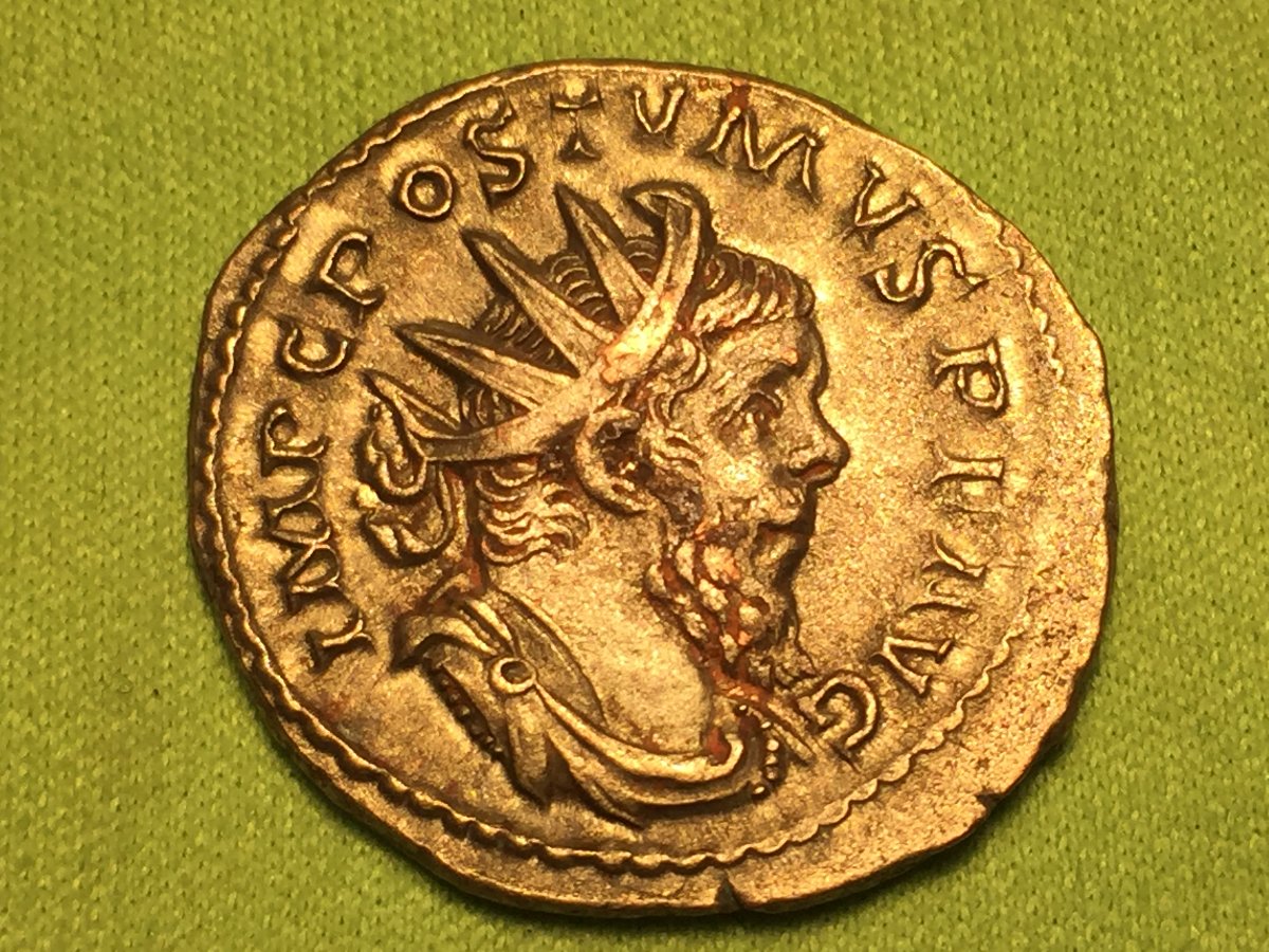 Postumus-Antoninianus-Trio