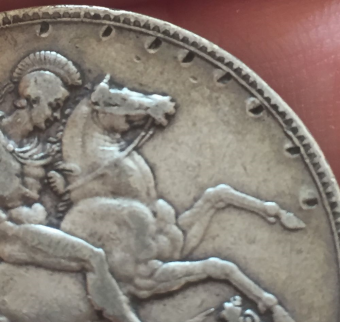 Unusual-Markings-On-Victoria-Crown