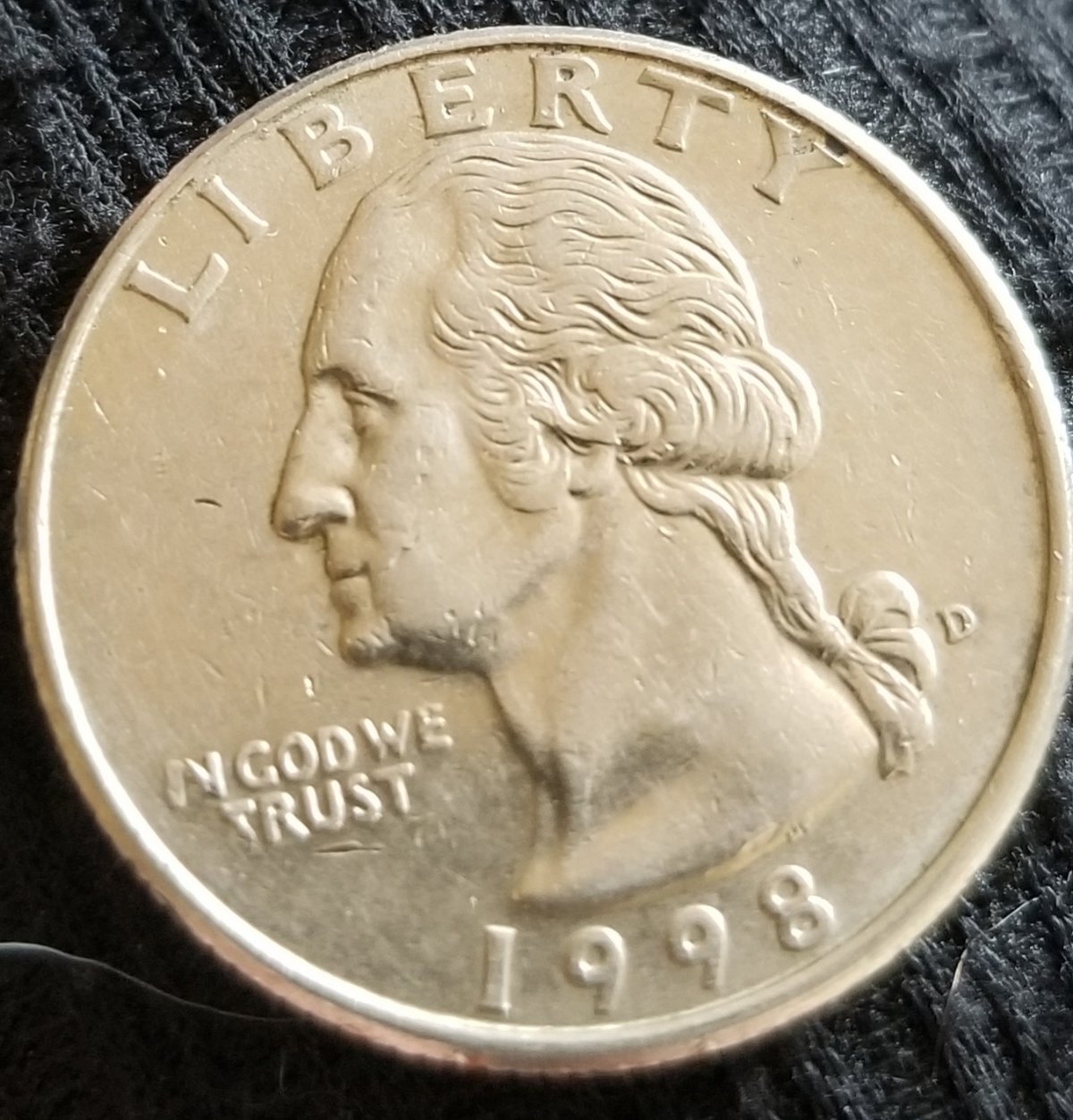 1998-Quarter-Vending-Machine-Damage-Or-Error