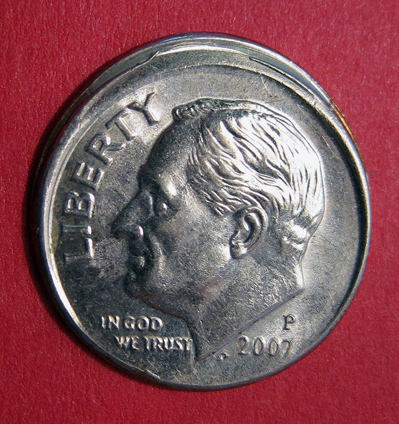 2007-P-Roosevelt-Dime-Mint-Error---Broadstrike,-Tilted-Collar?