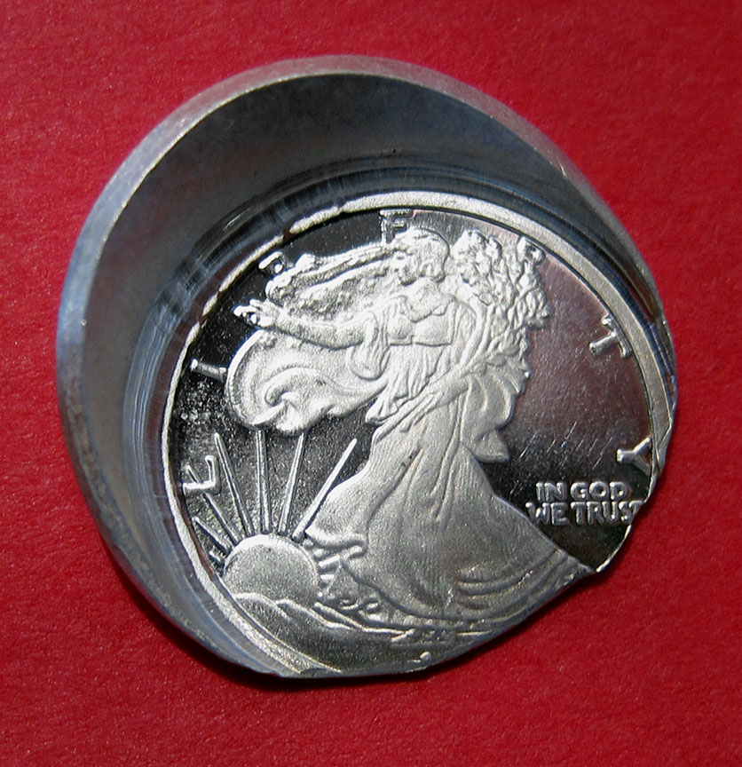 1/10-Oz.-Silver-Round-Die-Cap---Off-Center---Need-Help