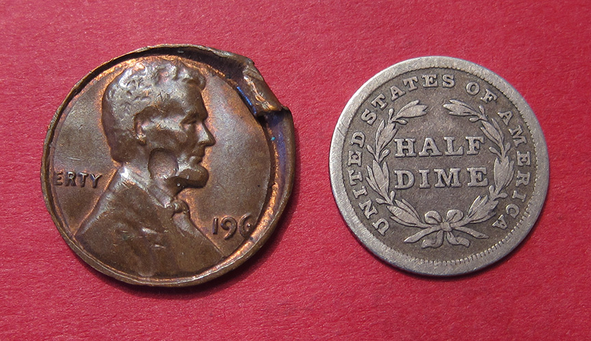 196x-Lincoln-Memorial-Cent---Damage---Small-Punched-Out-Thing