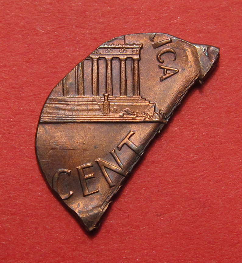 196x-Lincoln-Memorial-Cent-Mint-Error---Struck-On-Fragment-0.58g