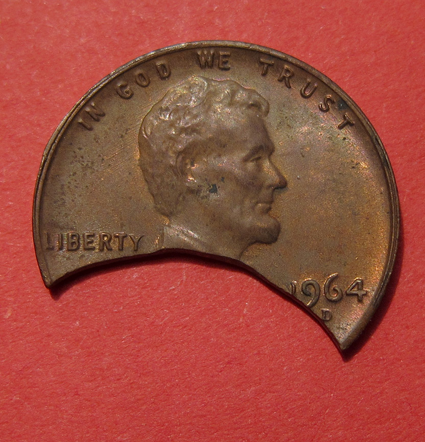 1964-D-Lincoln-Memorial-Cent-Mint-Error---Clipped-Planchet