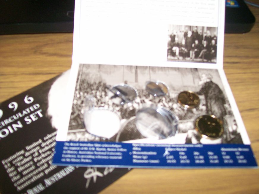 1985-10c-In-A-1986-Mint-Set.
