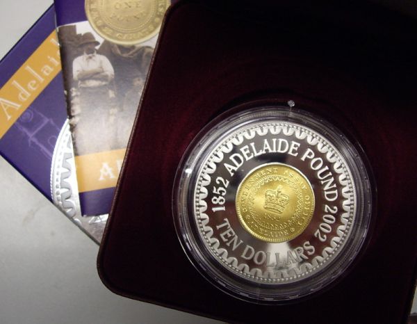 Oversized-Coins