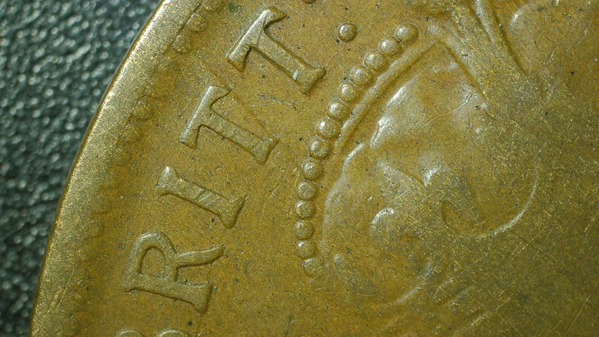 1924-Australian-Penny-With-A-Step-Down-In-The-Field