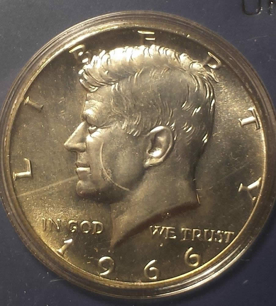 1966-Kennedy-In-Special-Mint-Set-DDR?