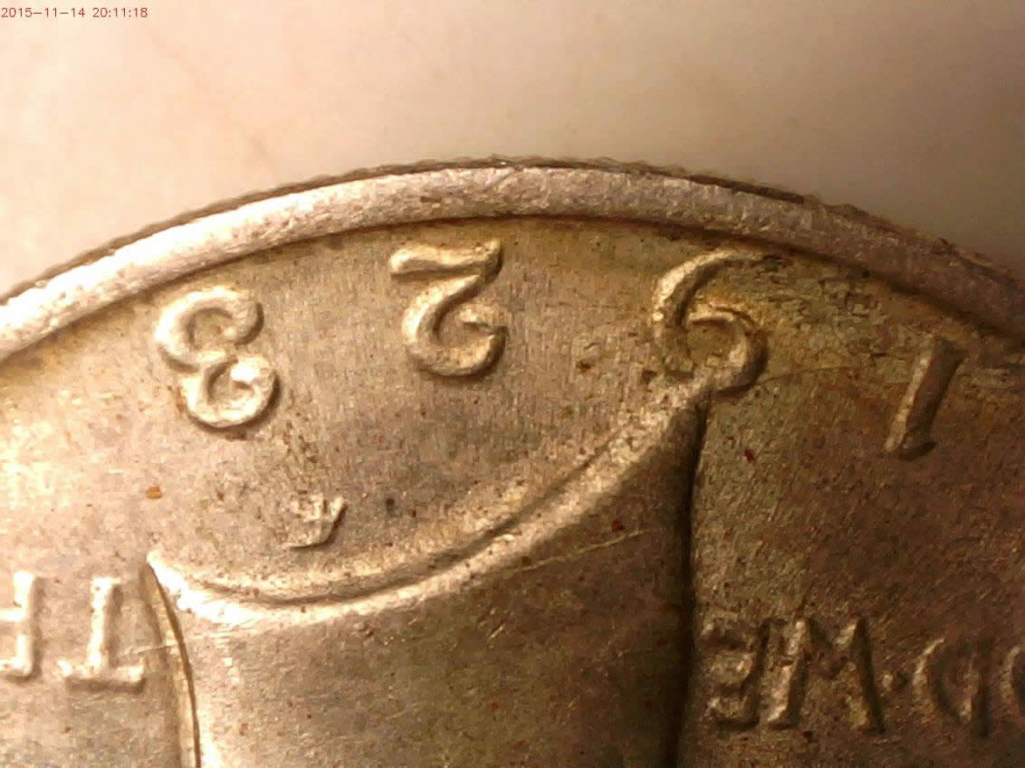 1923-Peace-Dollar-Neck-Die-Chip-Help
