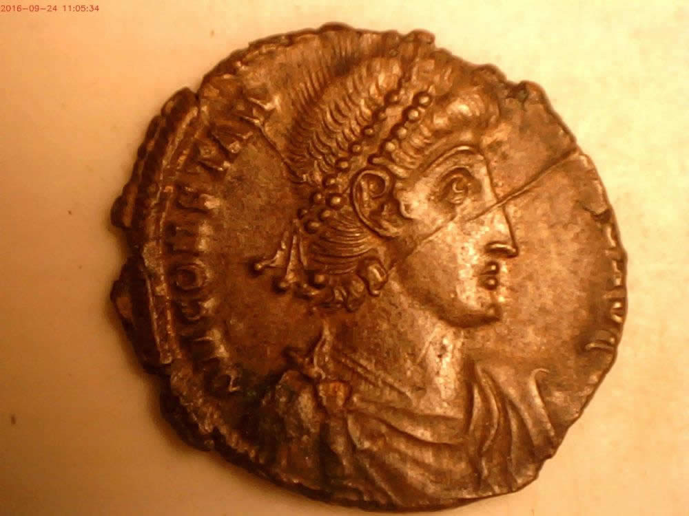 Help-Identifying-These-Bronze-Roman-Coin