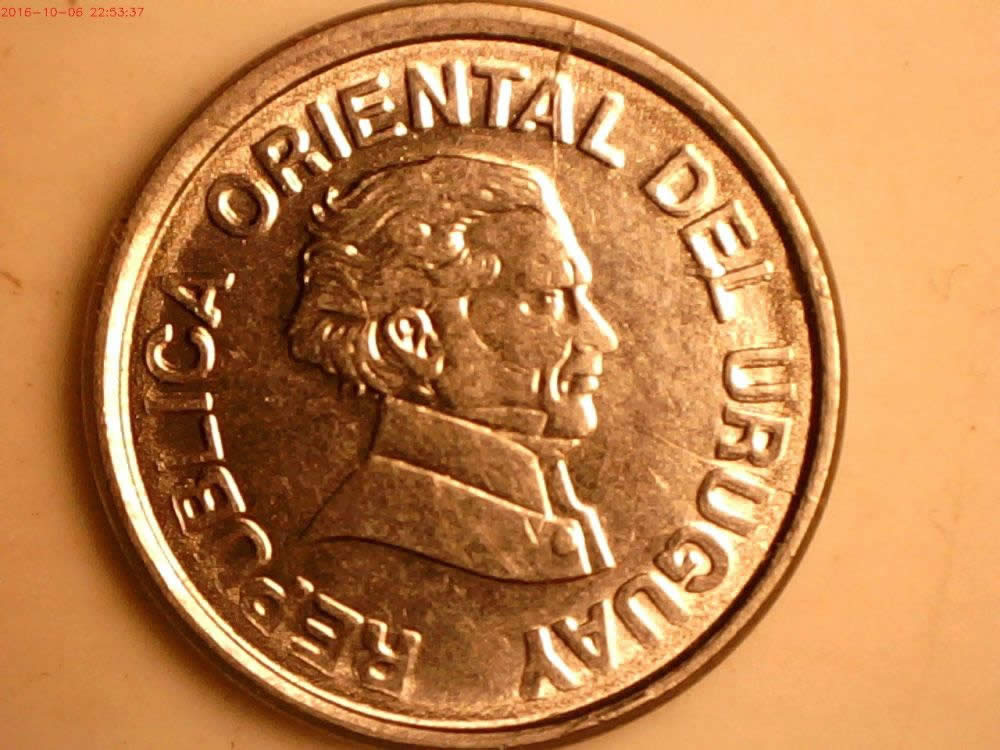 1994-Uruguay-20-Centesimos-DDO-Spiked-Head.
