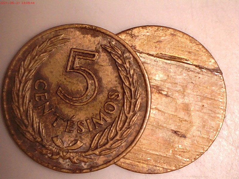 Uruguay-1960-5-Centesimos-Split-Planchet-Any-Idea-Of-Value?