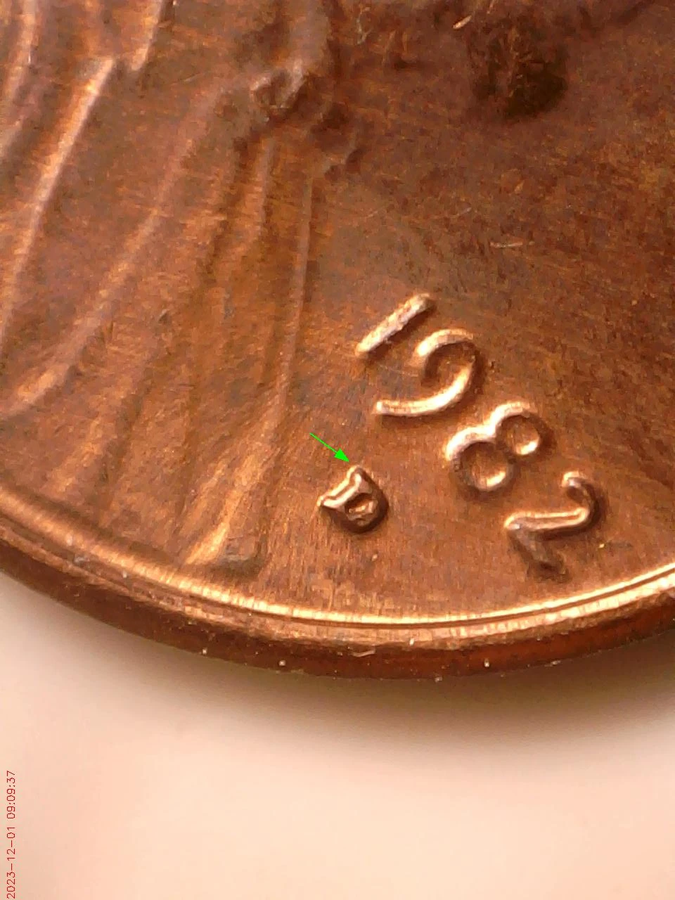 1982-D-From-Uncirculated-Roll-RPM-Or-Damage-Punch-?