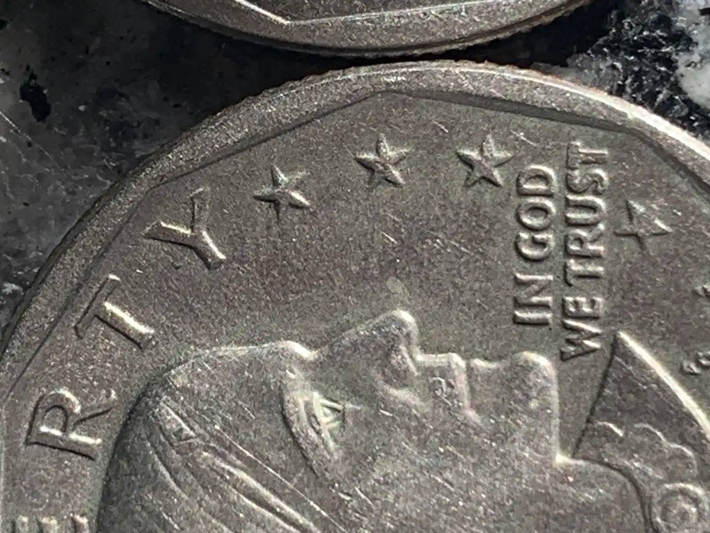 2-1979-SBA-Coins-Different-Sizes-And-Images