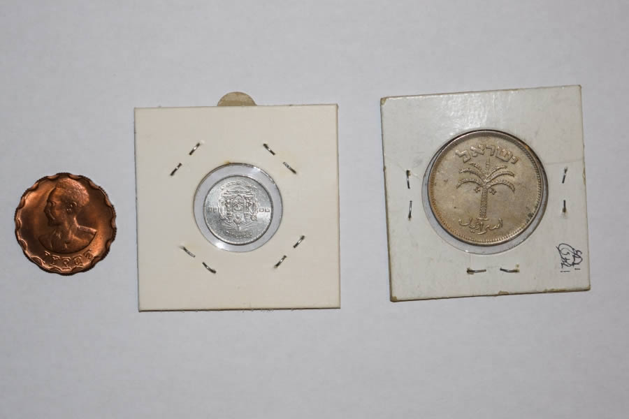 Trying-To-Identify-Some-Coins