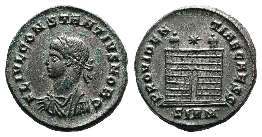 The-Late-Roman-Campgate