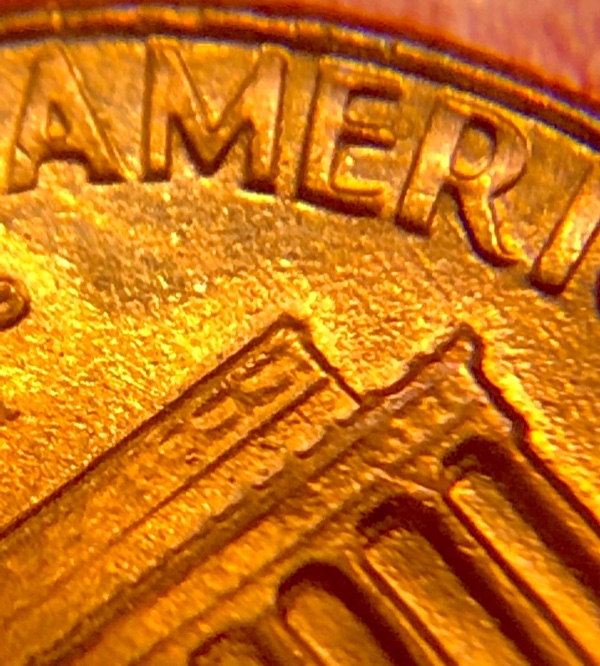 1982-Ldz-Penny:-Seeing-Some-Hub-Doubling-On-Both-Obverse-And-Reverse...