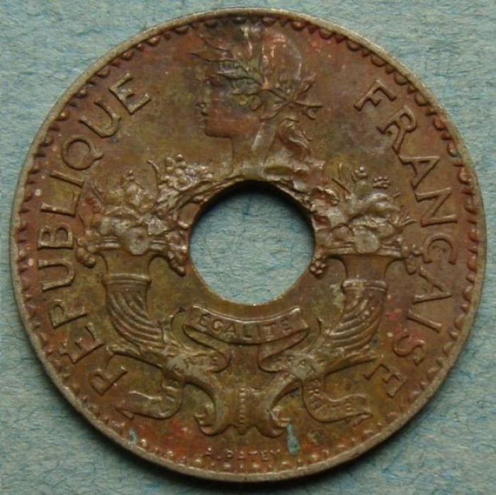 French-Indochina-5-Cent-1938:-Toning