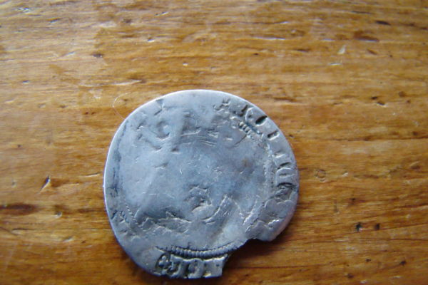 Unknown-Silver-UK-Coin