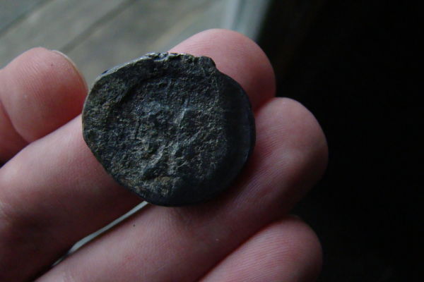 Romann-Token-In-Lead-With-Horse-?-Medaillon?