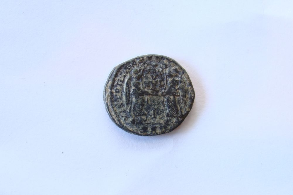 Unknown-Roman-Coin-In-Very-Nice-Quality