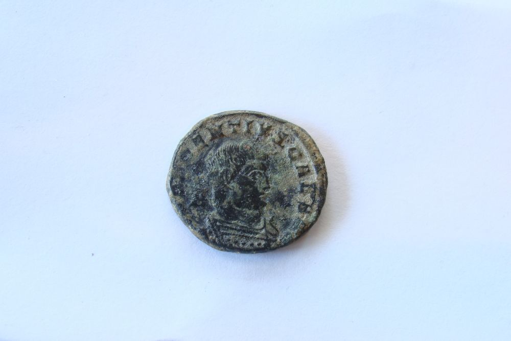 Unknown-Roman-Coin-In-Very-Nice-Quality