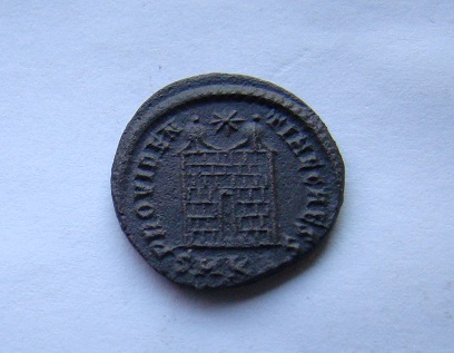 2-Very-Nice-Roman-Coins-Unknown