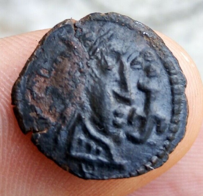 Weirdo-Barbarian?-Coin-To-Identify