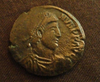Gratian-Ae2