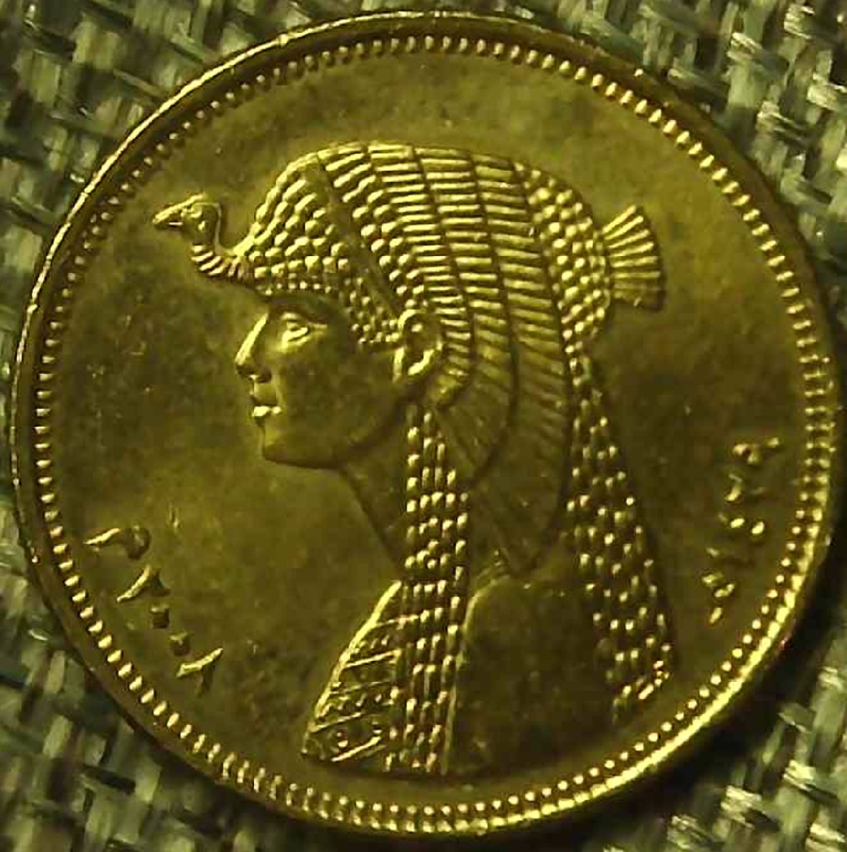 Around-The-World-With-Coins---A-Coin-Geography-Game