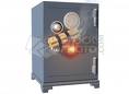 Safecracker-3