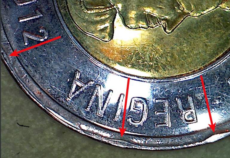 2012-Toonie-Clipping-Effect...!