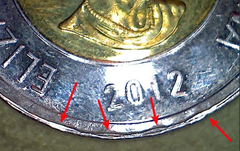 2012-Toonie-Clipping-Effect...!