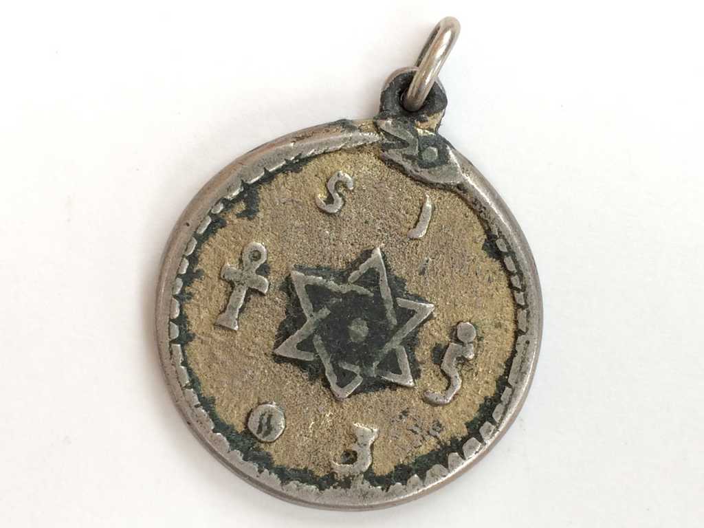 Old-Medals-Found-In-Attic...not-Sure-What-They-Are?